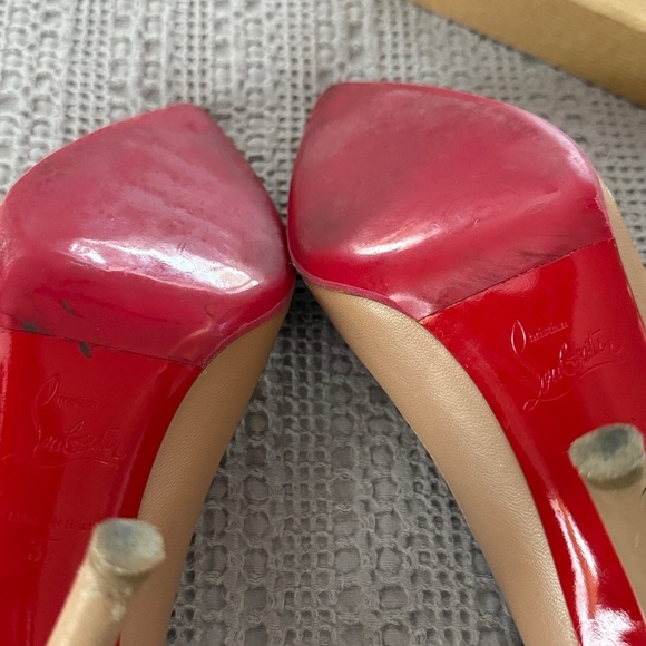 Christian Louboutin Apostrophy Nude 100 NAPPA Pumps - Picture 7 of 11
